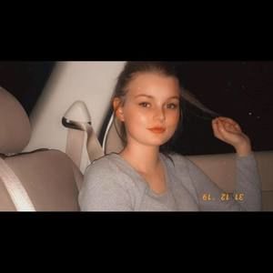 Meet your Posher, Josie